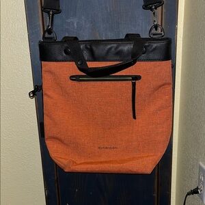 Sherpani Messenger Bag in Orange and Black